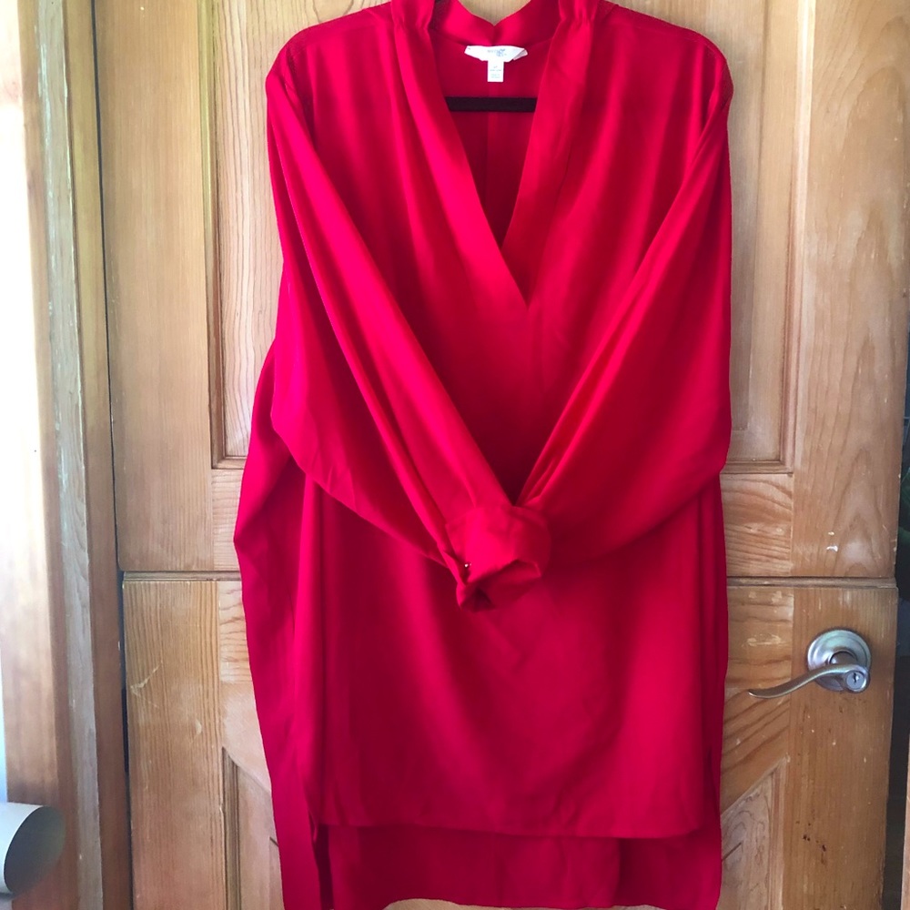 Lipstick Red High/Low Long Sleeve Tunic. 4X (28/30W)